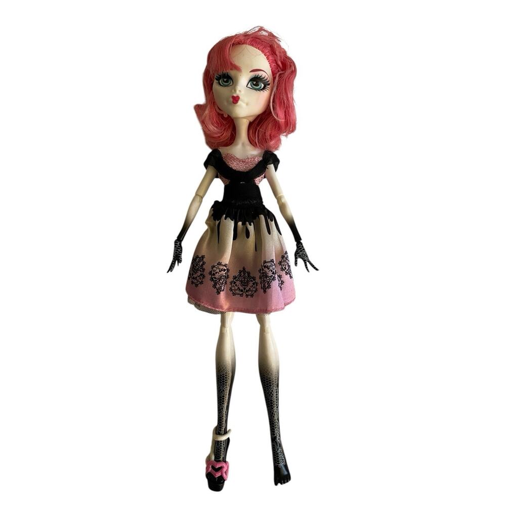 Monster High C.A. Cupid Sweet 1600 Incomplete But Good quality